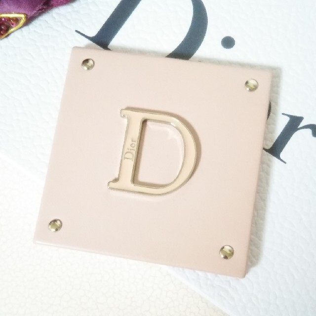 Christian Dior(クリスチャンディオール)の【Christian Dior】未使用ディオール鏡　コンパクト ミラー レディースのファッション小物(ミラー)の商品写真