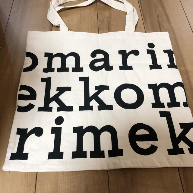 marimekko(マリメッコ)の未使用　マリメッコ　ロゴ　トート　エコバッグ レディースのバッグ(トートバッグ)の商品写真