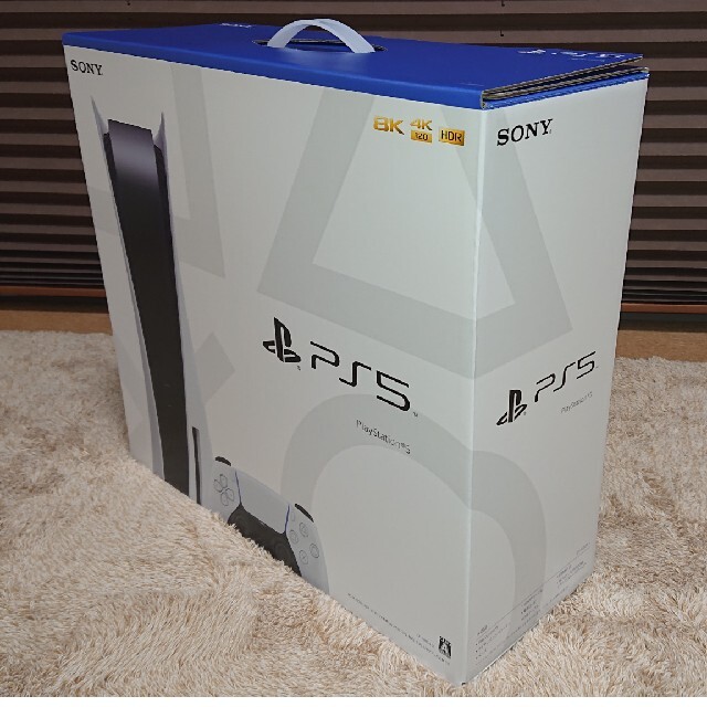 SONY(ソニー)のSONY PlayStation5 CFI-1000A01 エンタメ/ホビーのゲームソフト/ゲーム機本体(家庭用ゲーム機本体)の商品写真