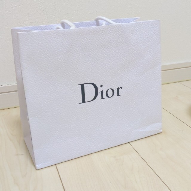 Dior(ディオール)のDiorの紙袋 レディースのバッグ(ショップ袋)の商品写真