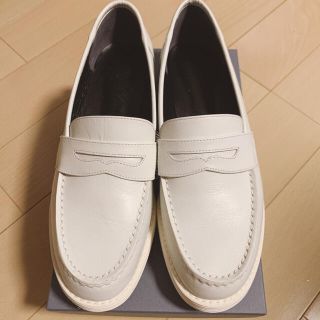 スタイルデリ(STYLE DELI)の【美品】Style Deli 軽量ホワイトコインローファー (ローファー/革靴)