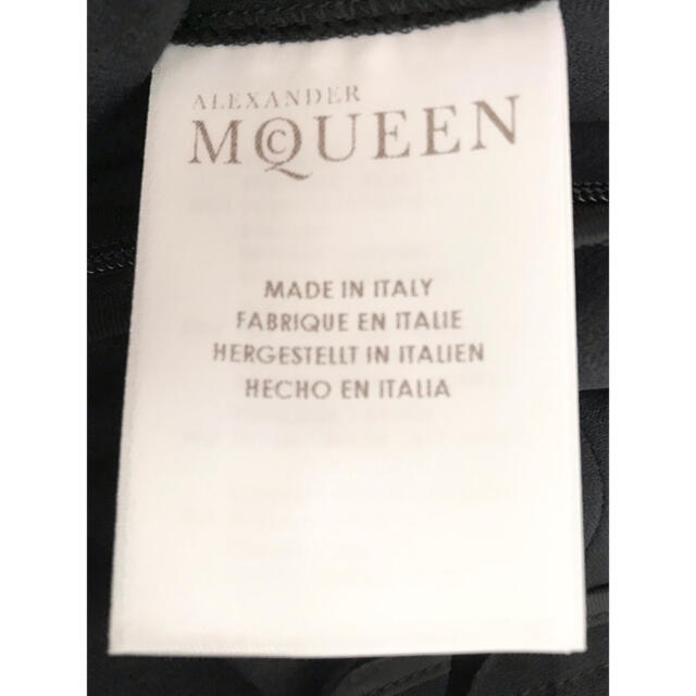 Alexander McQueen(アレキサンダーマックイーン)の★新品未使用★ ALEXANDER McQUEEN スタッズライン装飾 パンツ レディースのパンツ(その他)の商品写真