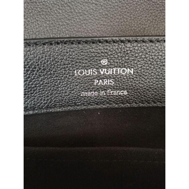 LOUIS VUITTON(ルイヴィトン)のルイ ヴィトン ロックミー バックパック リュック/ブラック レディースのバッグ(リュック/バックパック)の商品写真