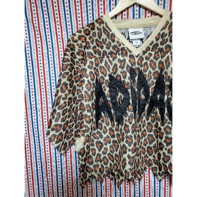 JEREMY SCOTT(ジェレミースコット)のadidas by Jeremy Scott jagged leopard T レディースのトップス(Tシャツ(半袖/袖なし))の商品写真