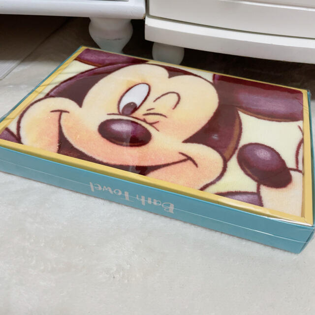 Disney(ディズニー)の𓊆 新品 Disney 🧁🎂🥰 バスタオル 𓊇  インテリア/住まい/日用品の日用品/生活雑貨/旅行(タオル/バス用品)の商品写真