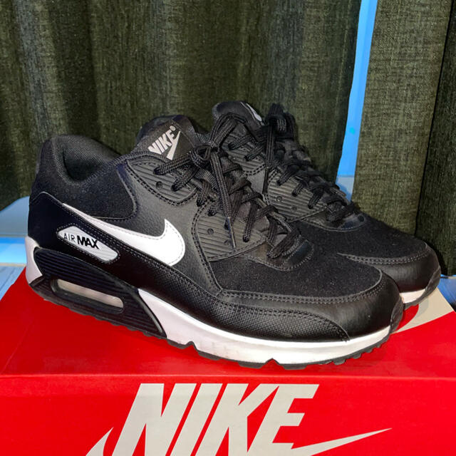 NIKE AIR MAX 90 BLACK/WHITE