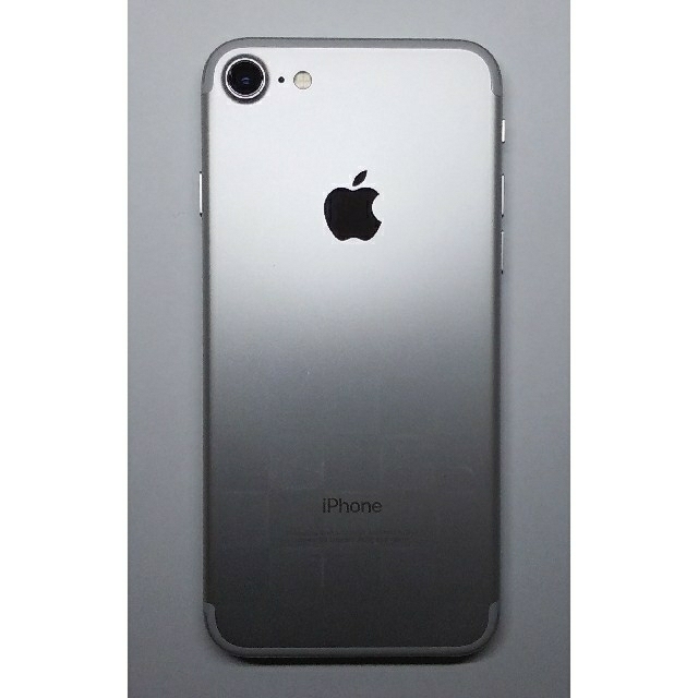 iPhone7 32GB シルバー　SIMロック解除済み 1