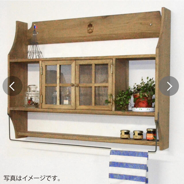 新品 送料込 キャビネットシェルフ アメリカンカントリー インテリア/住まい/日用品の収納家具(キッチン収納)の商品写真