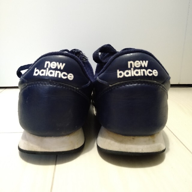 New Balance(ニューバランス)のぺろ様　専用　　ニューバランス　スニーカー　ネイビー メンズの靴/シューズ(スニーカー)の商品写真