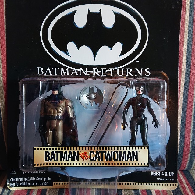 バットマン リターンズ バットマンVSキャットウーマン フィギュア エンタメ/ホビーのフィギュア(アメコミ)の商品写真