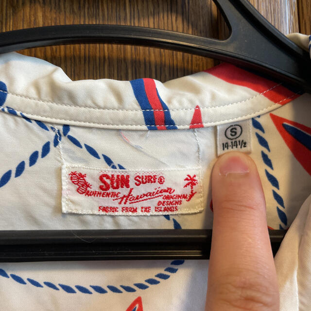 Sun Surf(サンサーフ)のSUNSURF サンサーフ アロハシャツ イカリ柄 S メンズのトップス(シャツ)の商品写真