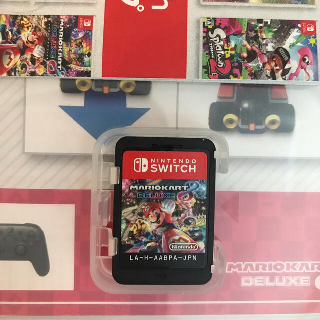 Nintendo Switch(ニンテンドースイッチ)のマリオカート8 デラックス Switch エンタメ/ホビーのゲームソフト/ゲーム機本体(家庭用ゲームソフト)の商品写真