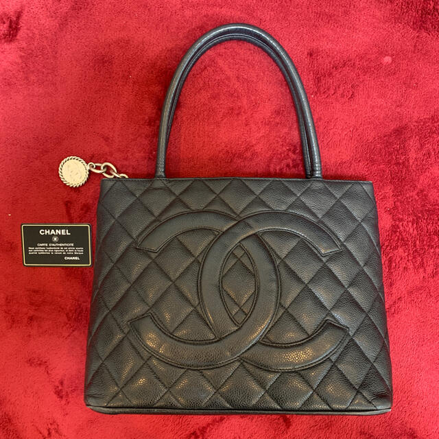 シャネル　CHANEL 復刻トート　キャビアスキン　黒