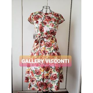 ギャラリービスコンティ(GALLERY VISCONTI)の☆　美品　送料込み　☆　GALLERY VISCONTIワンピース　花柄(ロングワンピース/マキシワンピース)