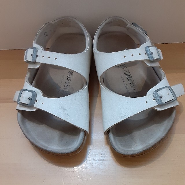 BIRKENSTOCK(ビルケンシュトック)のBIRKENSTOCK　ビルケン　キッズサンダル キッズ/ベビー/マタニティのキッズ靴/シューズ(15cm~)(サンダル)の商品写真