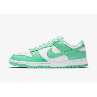 ナイキ(NIKE)のNIKE DUNK LOW GREEN GLOW(スニーカー)