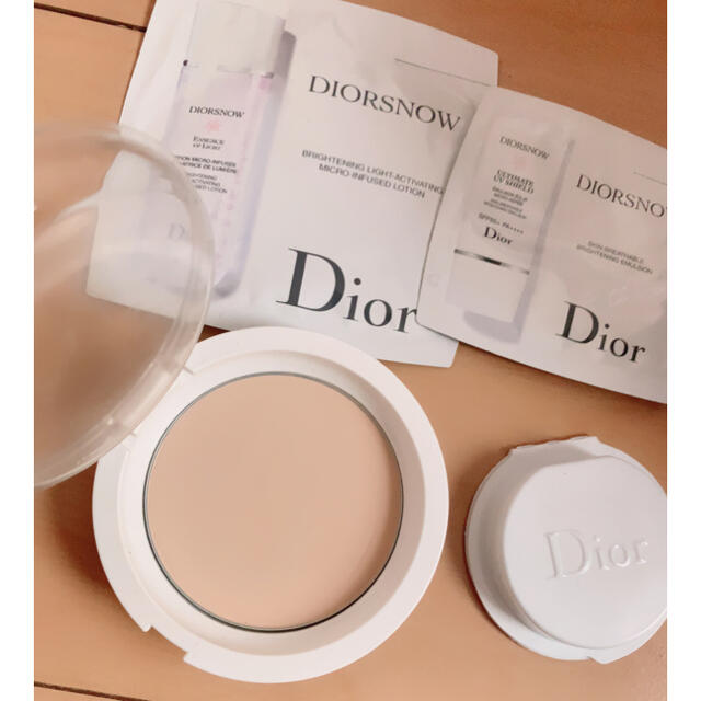 Dior(ディオール)のディオールファンデーション コスメ/美容のベースメイク/化粧品(ファンデーション)の商品写真