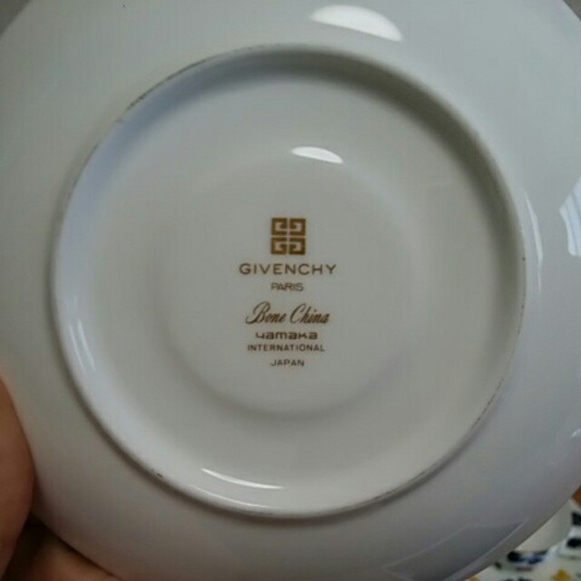 GIVENCHY(ジバンシィ)のジバンシーのコーヒーカップペア インテリア/住まい/日用品のキッチン/食器(グラス/カップ)の商品写真