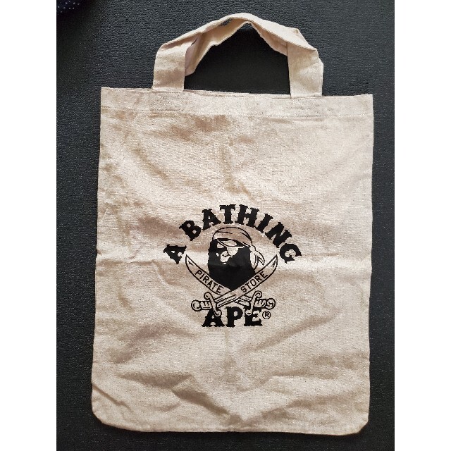 A BATHING APE(アベイシングエイプ)の【新品未使用】A BATHING APE★ビッグエコバック メンズのバッグ(エコバッグ)の商品写真