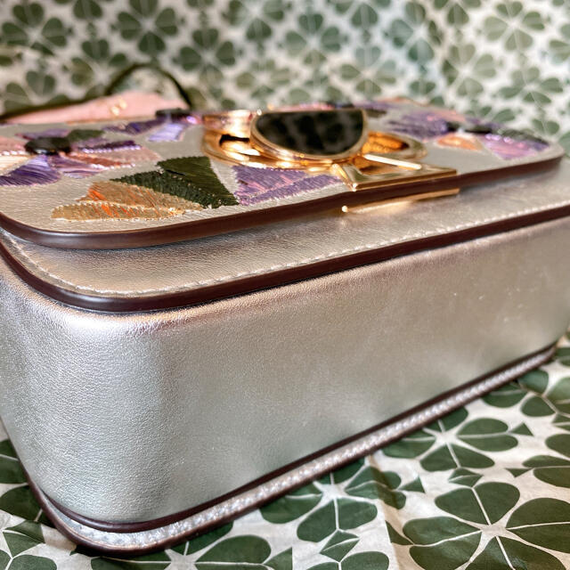 kate spade NEW YORK - ケイトスペード ニコラ ツイストロック kate spade NEW YORK - ケイトスペード ニコラ ツイストロック