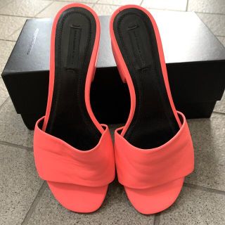 アレキサンダーワン(Alexander Wang)のアレキサンダーワン/箱ありサンダル　37サイズ(サンダル)