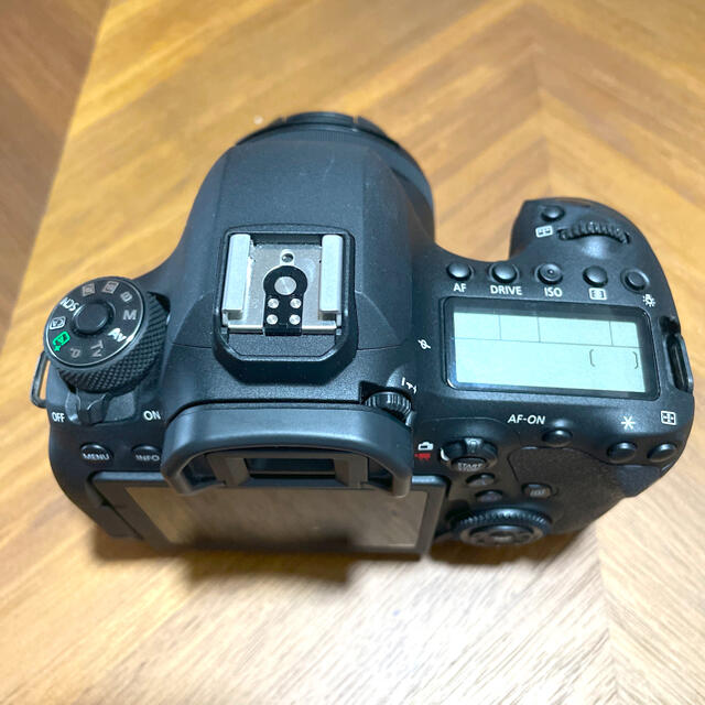 キャノン Canon eos 6d markⅱ 単焦点レンズセット キャノン Canon eos 6d markⅱ 単焦点レンズセット