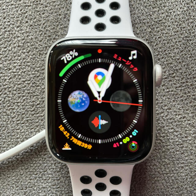 Apple Watch Series 4 Nike（GPS モデル44mm 【上品】 www.senge-vr.org.br