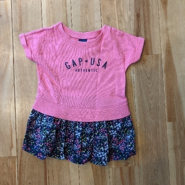 babyGAP(ベビーギャップ)の12-18M 女の子 トップス まとめ売り Old Navy baby GAP キッズ/ベビー/マタニティのベビー服(~85cm)(Ｔシャツ)の商品写真