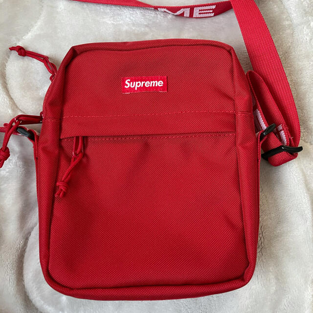 Supreme 18SS Shoulder Bag "Red"