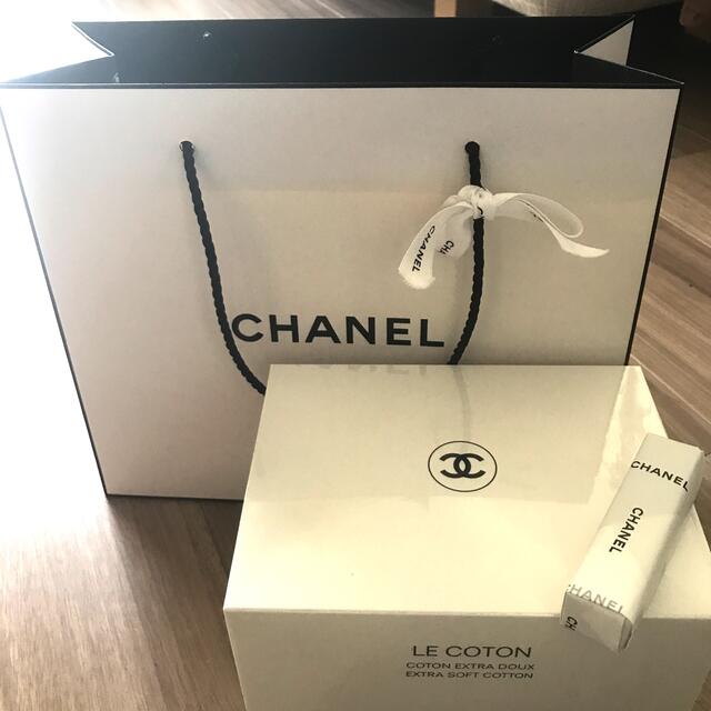 CHANEL(シャネル)の【お盆限定お値下げ】CHANEL シャネル　リップクリーム　コットン コスメ/美容のスキンケア/基礎化粧品(その他)の商品写真