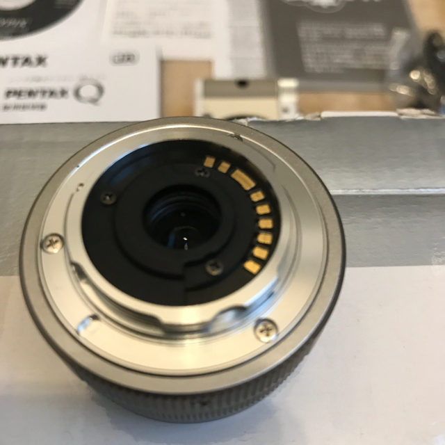 PENTAX(ペンタックス)のペンタックスQ 01Standard Primeレンズキット 撮影枚数44枚 スマホ/家電/カメラのカメラ(デジタル一眼)の商品写真