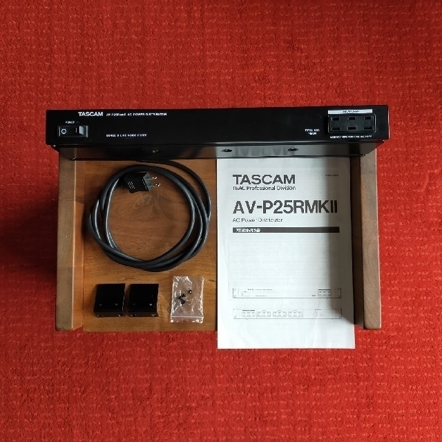 タスカム パワーディストリビューター AV-P25RMK2 | フリマアプリ ラクマ