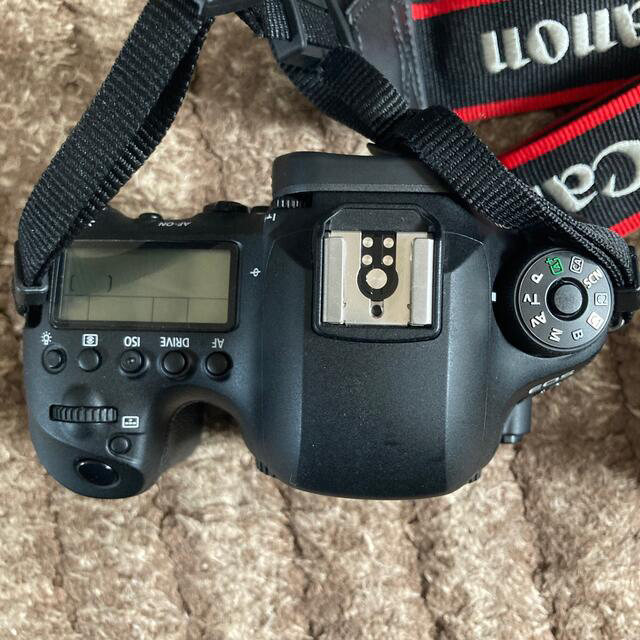 Canon ６D ボディ　グリップセット