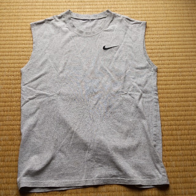 NIKE(ナイキ)のナイキ　タンクトップ キッズ/ベビー/マタニティのキッズ服男の子用(90cm~)(Tシャツ/カットソー)の商品写真