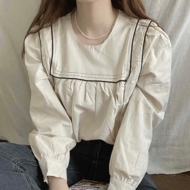 ZARA(ザラ)の【 ステッチブラウス 】 BEIGE レディースのトップス(シャツ/ブラウス(長袖/七分))の商品写真