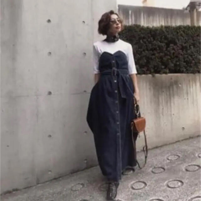 Ameri VINTAGE(アメリヴィンテージ)の田中みな実着用✨‼️❤️AMERI❤️DENIM UNIFY DRESS レディースのワンピース(ロングワンピース/マキシワンピース)の商品写真