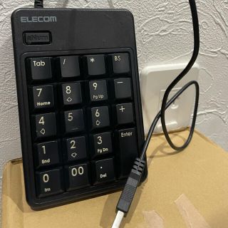 エレコム(ELECOM)のエレコム TK-TCM009BK [ブラック] テンキー(PC周辺機器)