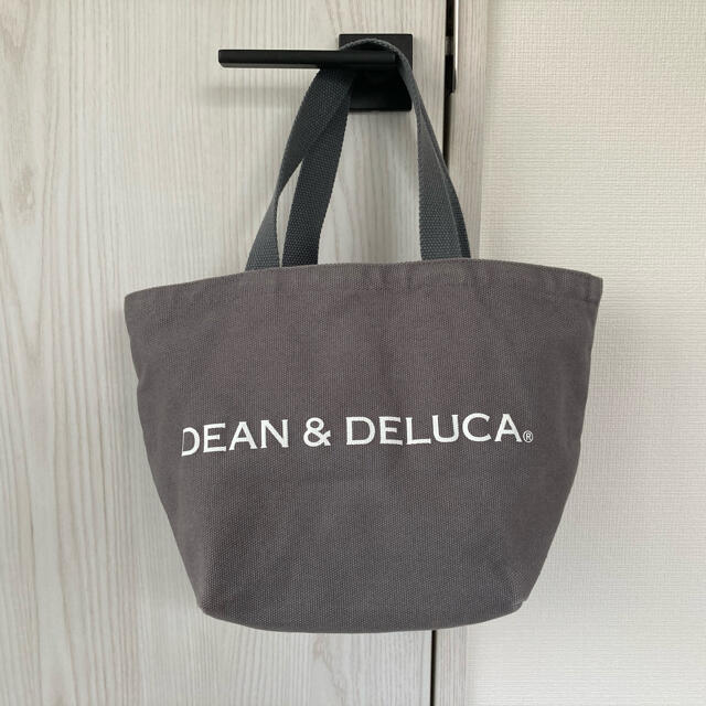 DEAN & DELUCA(ディーンアンドデルーカ)のDEAN&DELUCA ディーン&デルーカ トートバッグ　グレーSサイズ レディースのバッグ(トートバッグ)の商品写真