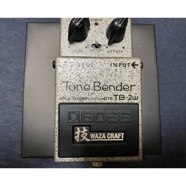 BOSS(ボス)のBOSS TB-2W トーンベンダー　未使用品 楽器のギター(エフェクター)の商品写真