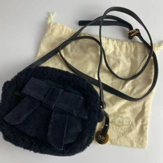 UGG - UGG アグ ショルダーバッグ ボアの通販|ラクマ