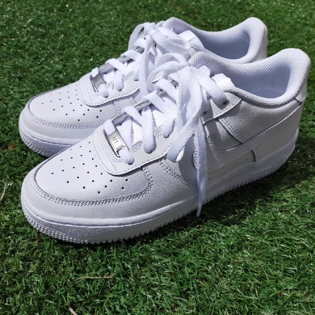 NIKE AIRFORCE1 GS ホワイト　24.5cm　レディース