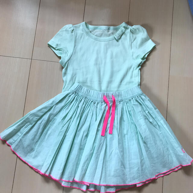 PETIT BATEAU(プチバトー)のセット売り セットアップ スカート ティーシャツ キッズ/ベビー/マタニティのキッズ服女の子用(90cm~)(スカート)の商品写真