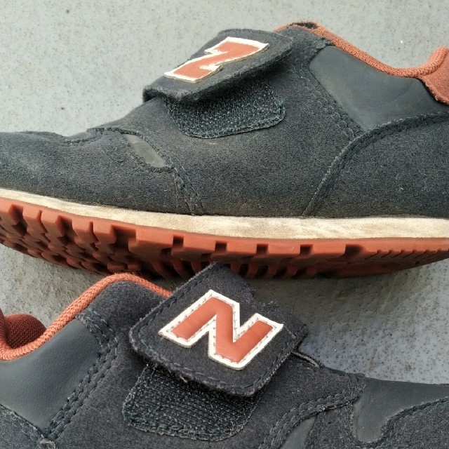 New Balance(ニューバランス)のmarrylove様専用ニューバランス 16.5 キッズ/ベビー/マタニティのキッズ靴/シューズ(15cm~)(スニーカー)の商品写真