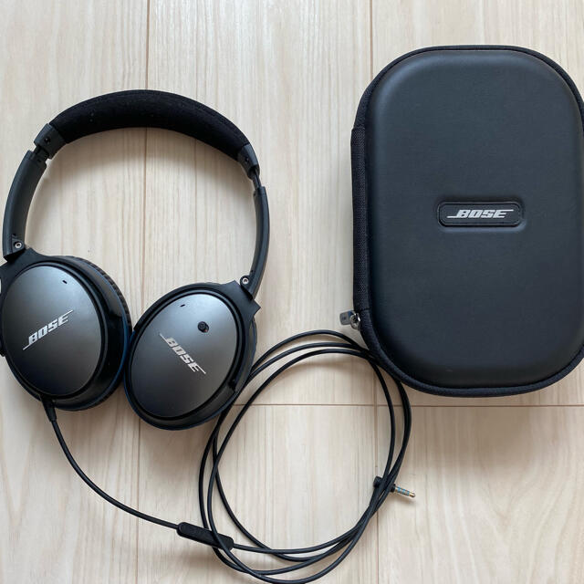 BOSE(ボーズ)のBose QuietComfort 25 ノイズキャンセリング  ヘッドホン スマホ/家電/カメラのオーディオ機器(ヘッドフォン/イヤフォン)の商品写真