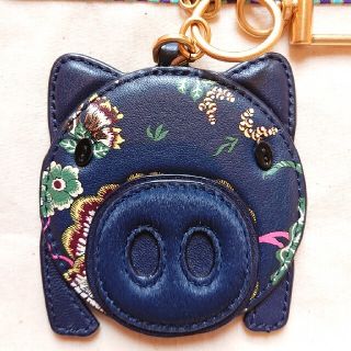 トリーバーチ(Tory Burch)のブタ チャーム 鏡(バッグチャーム)