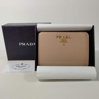 プラダ(PRADA)の【極美品】PRADA　二折財布(財布)