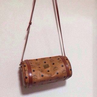 エムシーエム(MCM)のMCM ショルダーバッグ (値下げ中)(ショルダーバッグ)