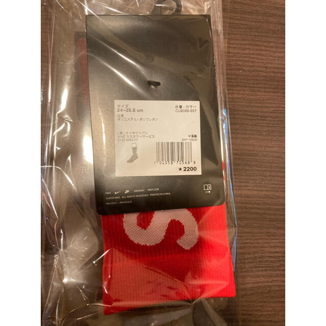 Supreme(シュプリーム)のSupreme Nike Lightweight Crew Socks 赤Red メンズのレッグウェア(ソックス)の商品写真