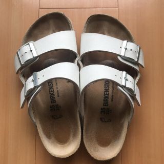 ビルケンシュトック(BIRKENSTOCK)のビルケンシュトック アリゾナ サンダル22.5cm(サンダル)