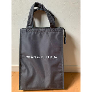 ディーンアンドデルーカ(DEAN & DELUCA)のDEAN&DELUCA 保冷バッグ クーラーバッグ　Mサイズ(エコバッグ)